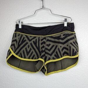 Lululemon Run Speed Short Chevron size 6
